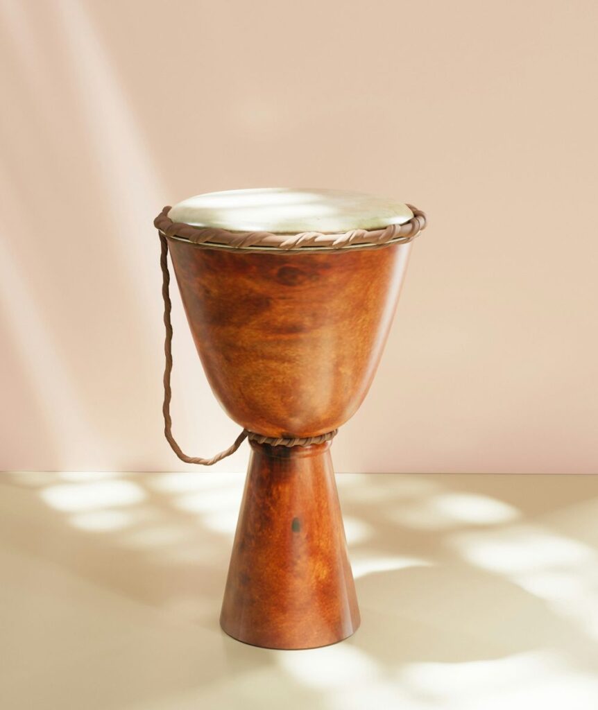 Djembe – Live-Percussion zum DJ-Set